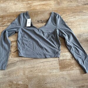 Baleaf Gray Fitted Crop Long Sleeve Bodysuit